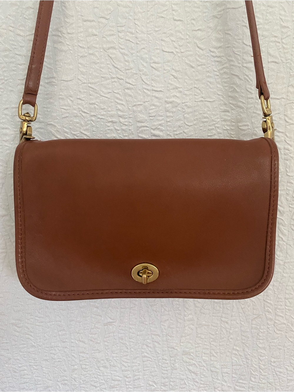 Coach Vintage Penny Pocket Bag Tan Leather Crossbody Shoulder Turnlock USA